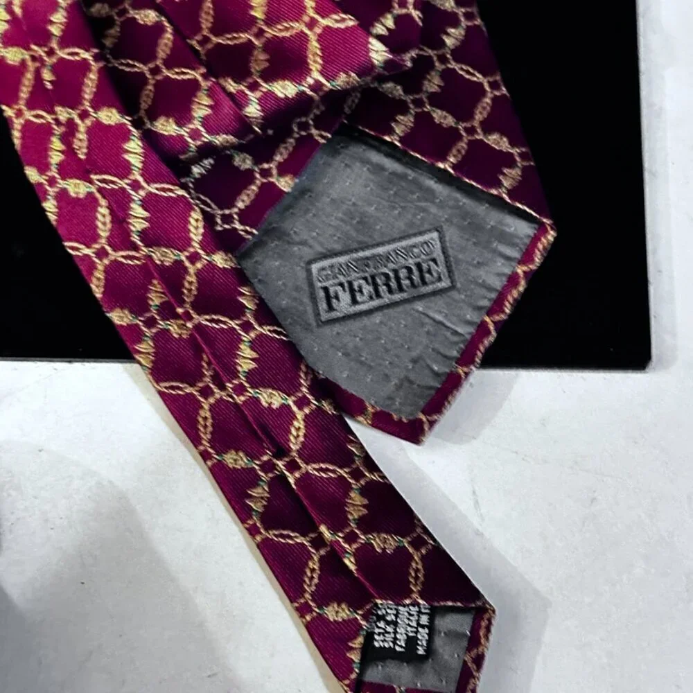 Gianfranco Ferre Neckwear Tie Silk Red Gold Baroque Filigree Maroon Luxury EUC